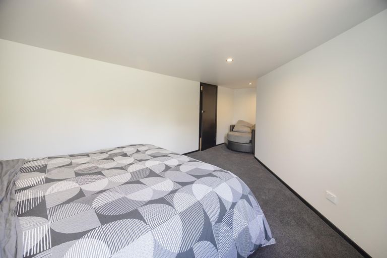 Photo of property in 124 Perth Street, Holmes Hill, Oamaru, 9401