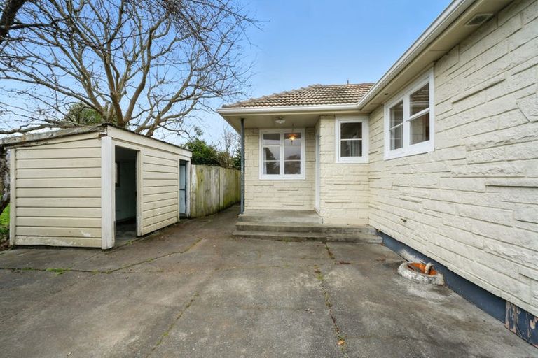 Photo of property in 30 Bateman Avenue, Bryndwr, Christchurch, 8053