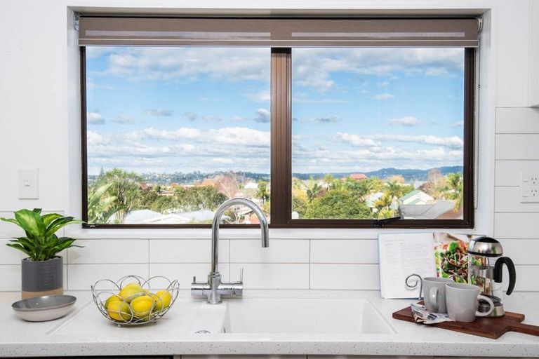 Photo of property in 170 Sturges Road, Henderson, Auckland, 0612