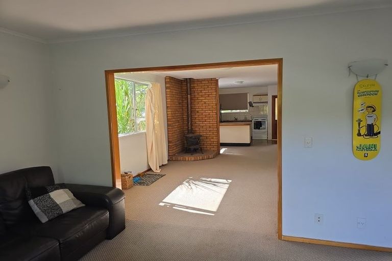 Photo of property in 73 Alexander Avenue, Torbay, Auckland, 0630