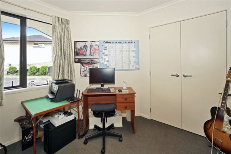 Photo of property in 43 Norm Freeman Drive, Te Puke, 3119