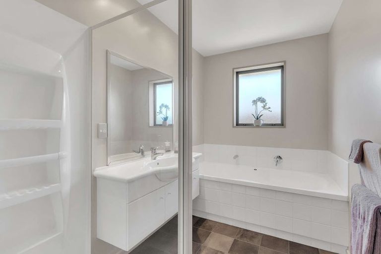 Photo of property in 42 Dryden Avenue, Rolleston, 7614