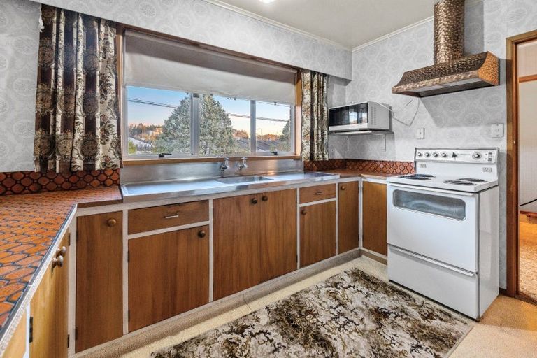 Photo of property in 22 Mckee Avenue, Fenton Park, Rotorua, 3010