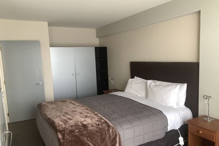 Photo of property in St Pauls Apartments, 99/43u Mulgrave Street, Thorndon, Wellington, 6011