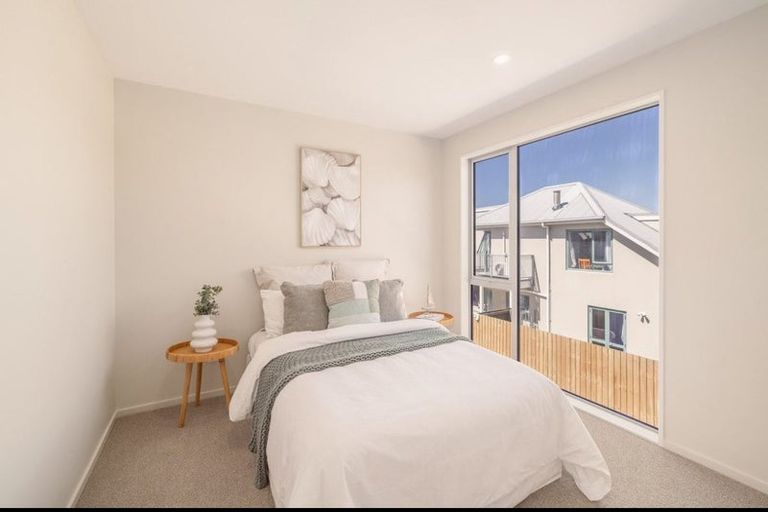 Photo of property in 3/50 Marine Parade, North New Brighton, Christchurch, 8083