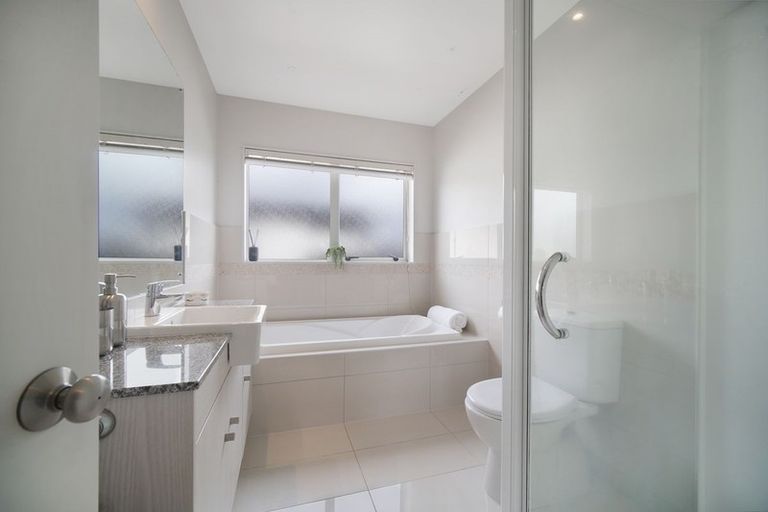 Photo of property in 41 Malahide Drive, Flat Bush, Auckland, 2019