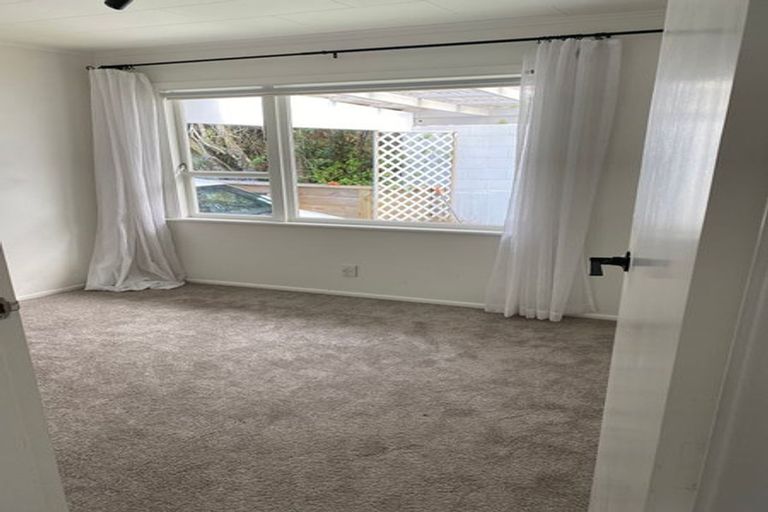 Photo of property in 70 Dominion Park Street, Johnsonville, Wellington, 6037