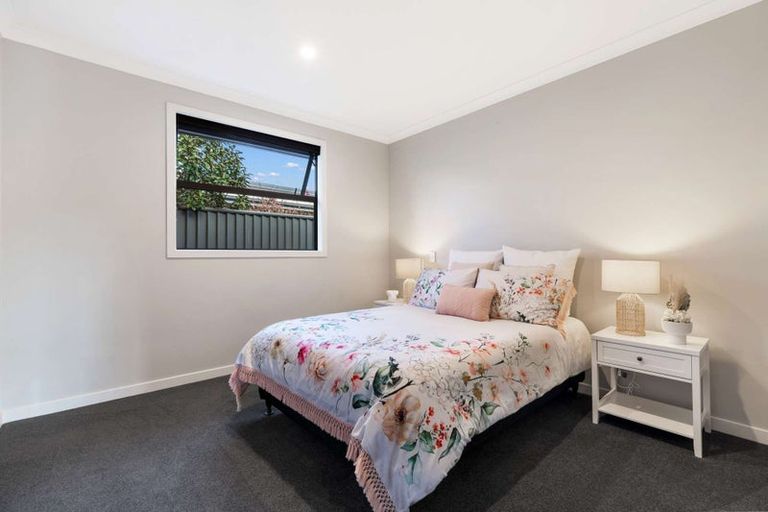 Photo of property in 14 Stowell Drive, Cromwell, 9310