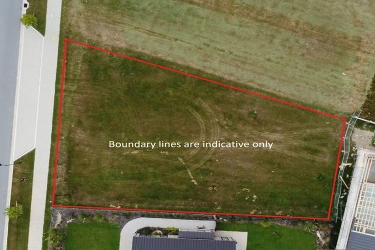 Photo of property in 13 Deans Drive, Wanaka, 9305