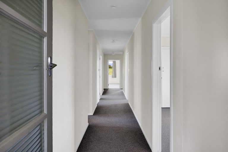 Photo of property in 198 Beaconsfield Road, Midhirst, Stratford, 4394