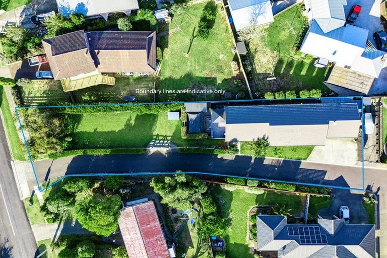 Photo of property in 12 Rays Way, Tuakau, 2121