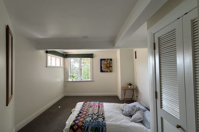 Photo of property in 2/1 Wilkinson Street, Oriental Bay, Wellington, 6011