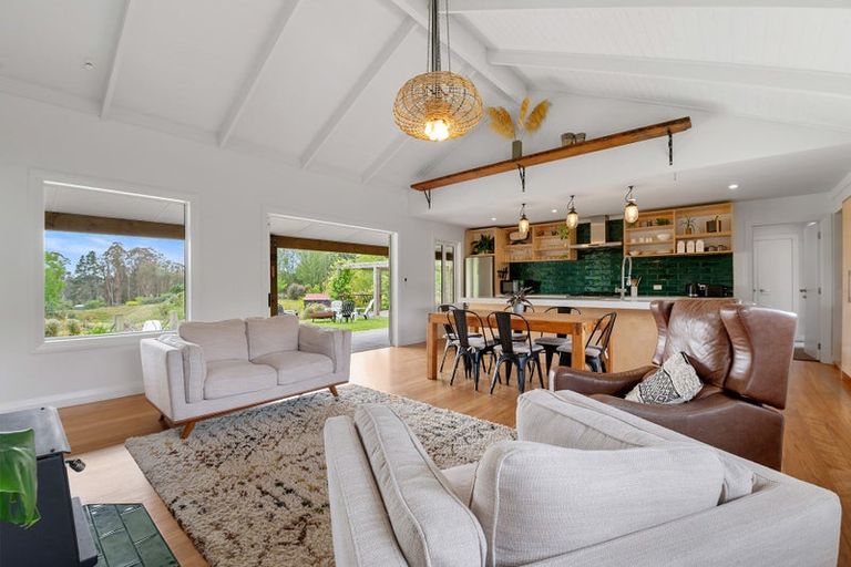 Photo of property in 4/142 Mapara Road, Acacia Bay, Taupo, 3385