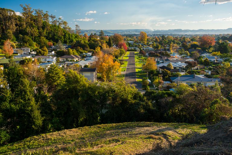 Photo of property in 71 Seddon Crescent, Whataupoko, Gisborne, 4010