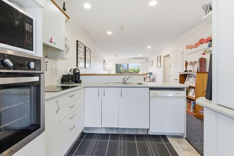 Photo of property in 2/41 Manchester Way, Judea, Tauranga, 3110