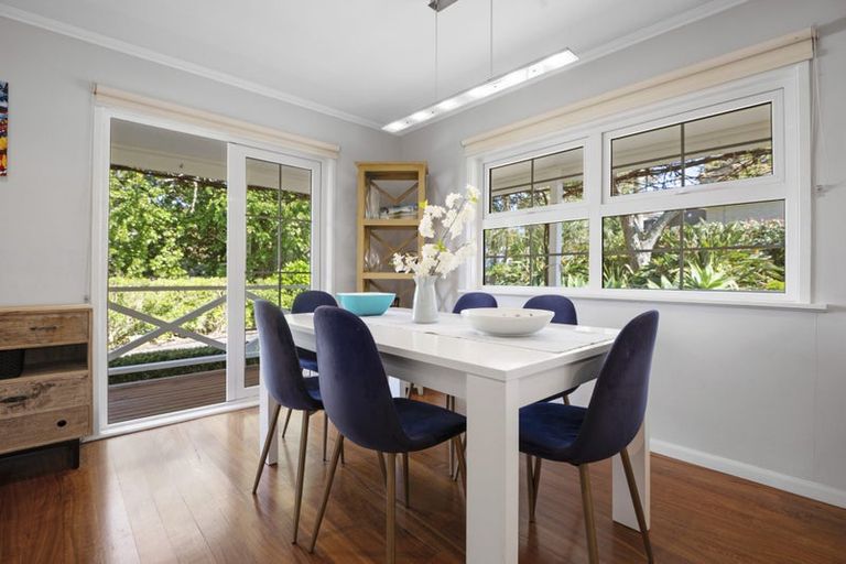 Photo of property in 12 Regia Close, Half Moon Bay, Auckland, 2012