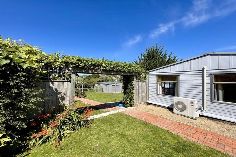 Photo of property in 49 Till Street, South Hill, Oamaru, 9400