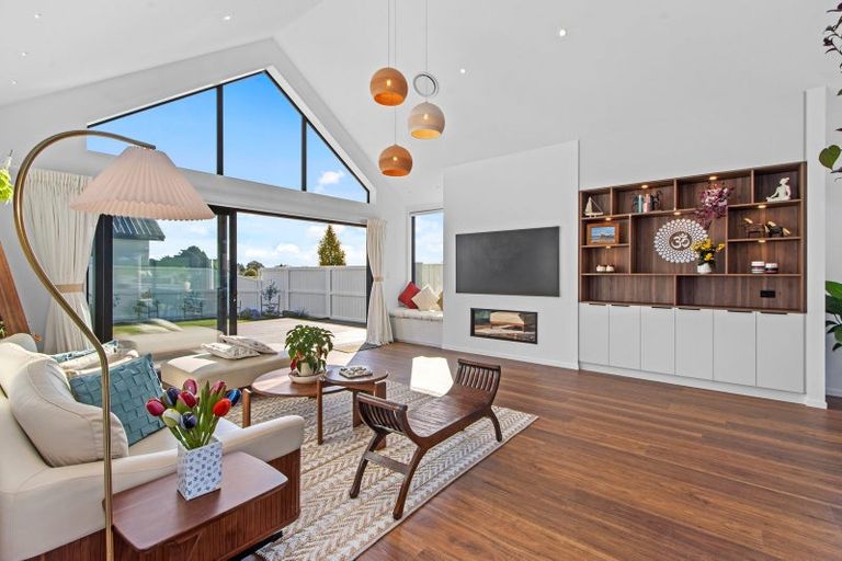 Photo of property in 2 Emeline Chapman Drive, Cracroft, Christchurch, 8022