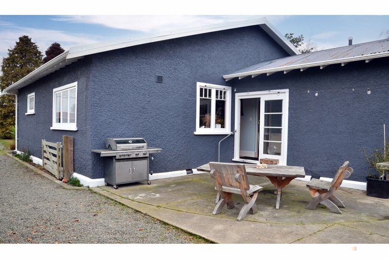 Photo of property in 21 Parsonage Road, Waimate, 7924
