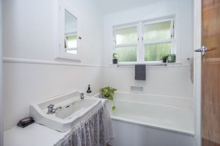 Photo of property in 43 Urlich Avenue, Melville, Hamilton, 3206