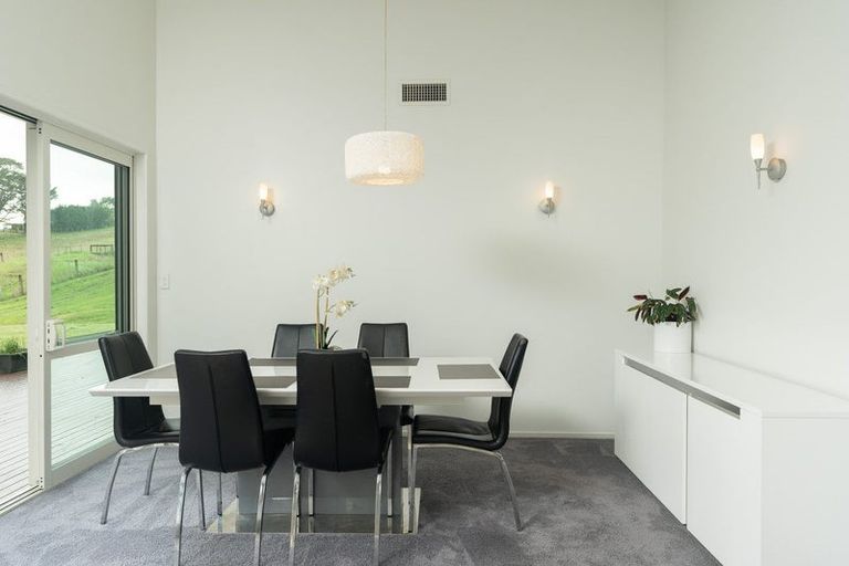 Photo of property in 160 Gray Road, Te Kamo, Kamo, 0185