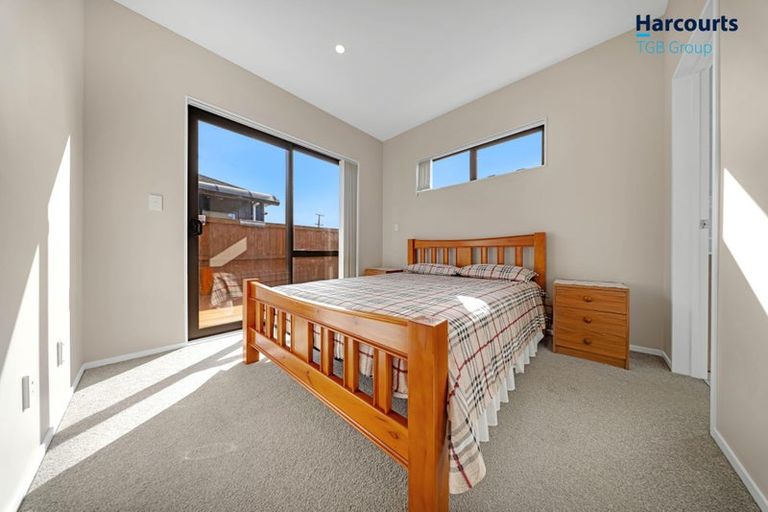 Photo of property in 26 Survila Street, Takanini, 2110