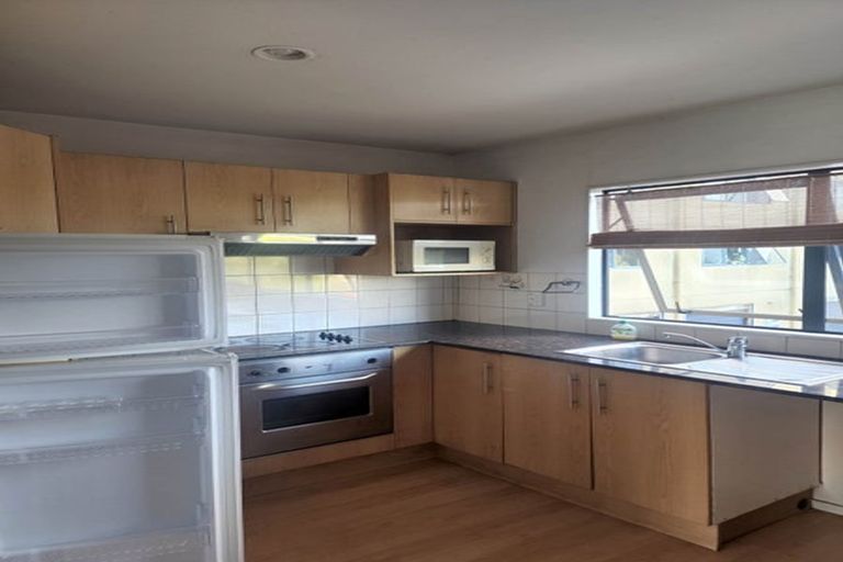 Photo of property in 9/12 Crown Lynn Place, New Lynn, Auckland, 0600