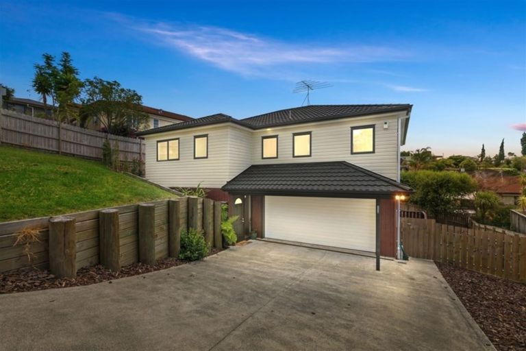 Photo of property in 153b Colwill Road, Massey, Auckland, 0614