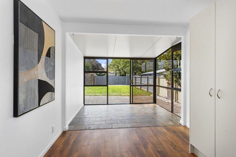 Photo of property in 465 Mairehau Road, Parklands, Christchurch, 8083