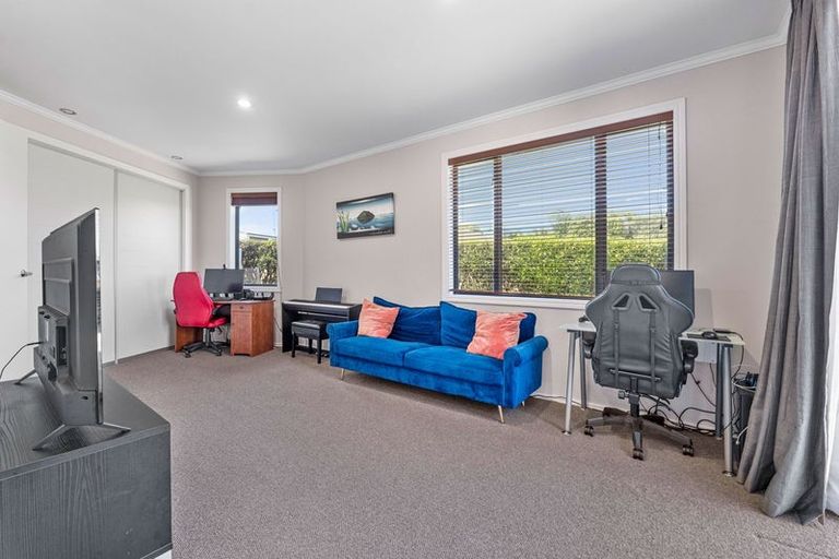 Photo of property in 14/b Rennell Street, Frankleigh Park, New Plymouth, 4310