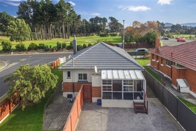 Photo of property in 27 Isadore Road, Saint Clair, Dunedin, 9012