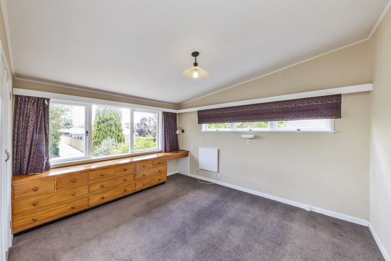 Photo of property in 19 Sheffield Street, Awapuni, Palmerston North, 4412
