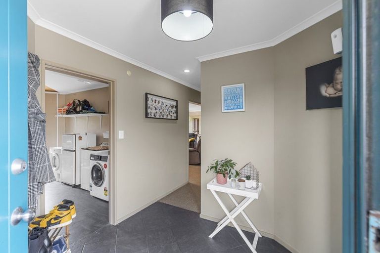 Photo of property in 9 Virginia Grove, Milson, Palmerston North, 4414