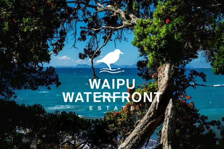 Photo of property in 38 Ferry Road, Waipu, 0510