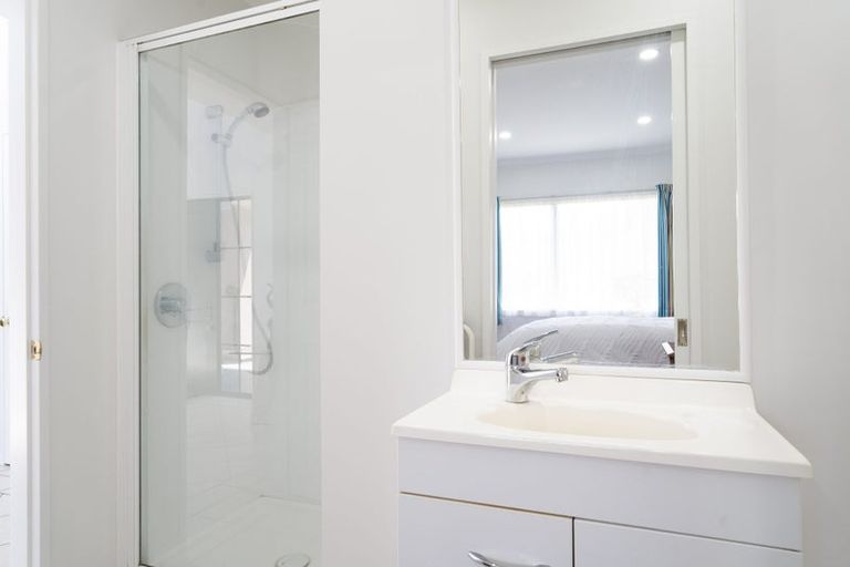 Photo of property in 53 Amesbury Drive, Churton Park, Wellington, 6037