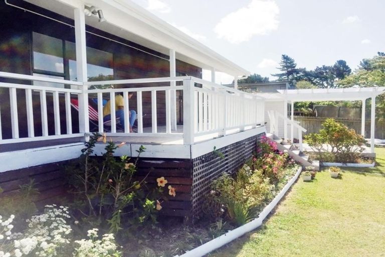 Photo of property in 165a/3 Colwill Road, Massey, Auckland, 0614