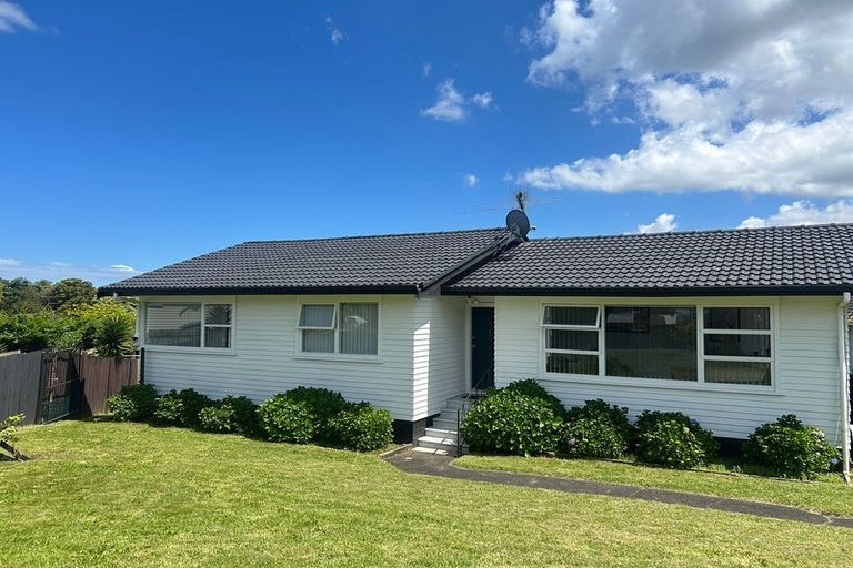 Photo of property in 7 Hobart Crescent, Wattle Downs, Auckland, 2103