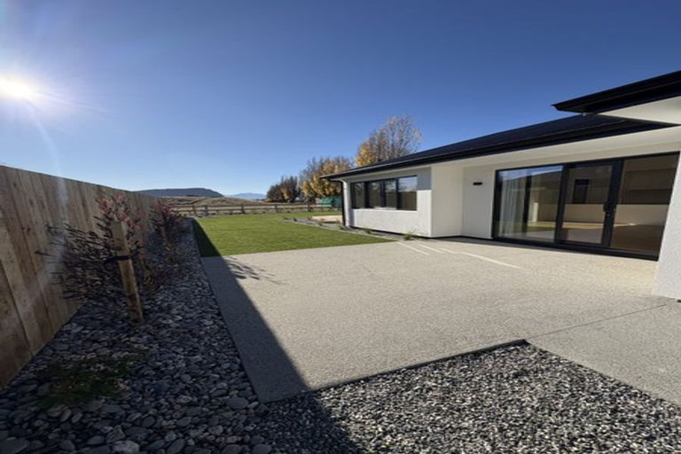 Photo of property in 36 Burbank Road, Wanaka, 9382
