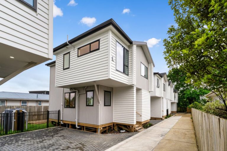 Photo of property in 29 Harrington Road, Henderson, Auckland, 0610