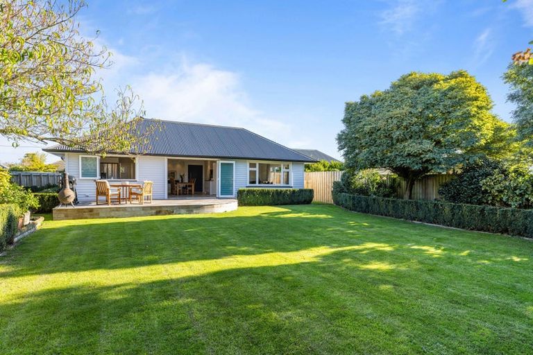 Photo of property in 174 Langdons Road, Northcote, Christchurch, 8052