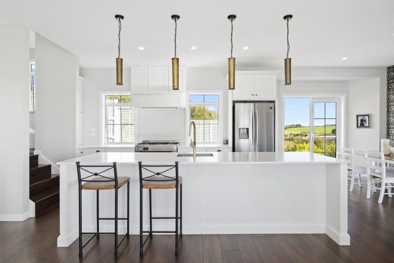 Photo of property in 56 Lisle Farm Drive, Pukekohe, 2120