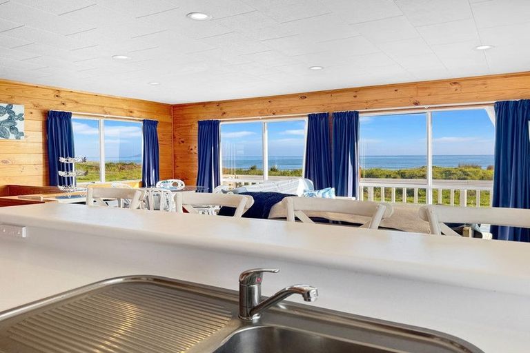 Photo of property in 114 Ocean Road, Ohope, 3121