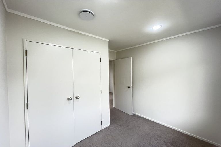 Photo of property in 2/34 Simmental Crescent, Somerville, Auckland, 2014