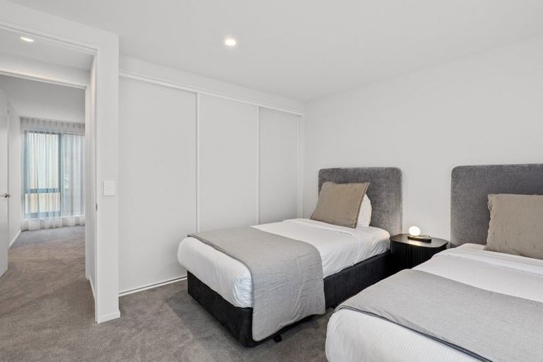 Photo of property in 49b Browns Road, St Albans, Christchurch, 8014