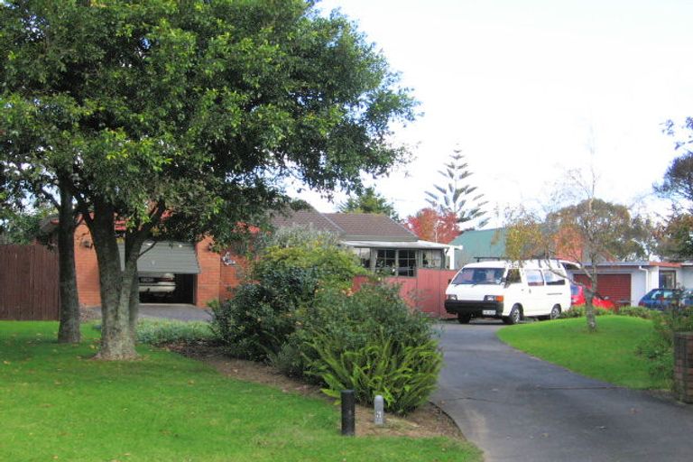 Photo of property in 1/16 Ultima Place, Clover Park, Auckland, 2019
