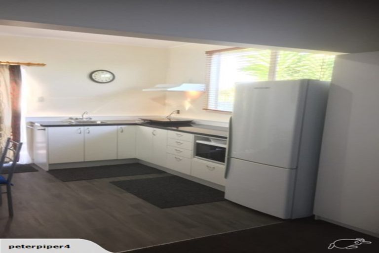 Photo of property in 63 George Point Road, Onerahi, Whangarei, 0110