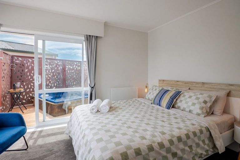 Photo of property in 5 Silverwood Place, Hornby, Christchurch, 8042