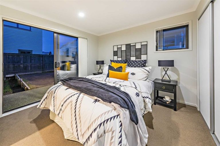 Photo of property in 16 Hirimate Place, Flat Bush, Auckland, 2019