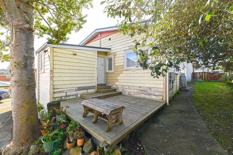 Photo of property in 2/117 Great South Road, Manurewa, Auckland, 2102