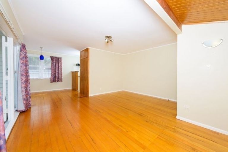 Photo of property in 39a Harrington Road, Henderson, Auckland, 0610